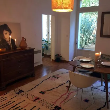De Charme Apartment Avignon